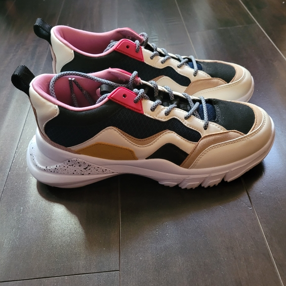 Zara Contrast Trf Sneakers Pink and Dark Blue Accents - Picture 3 of 11